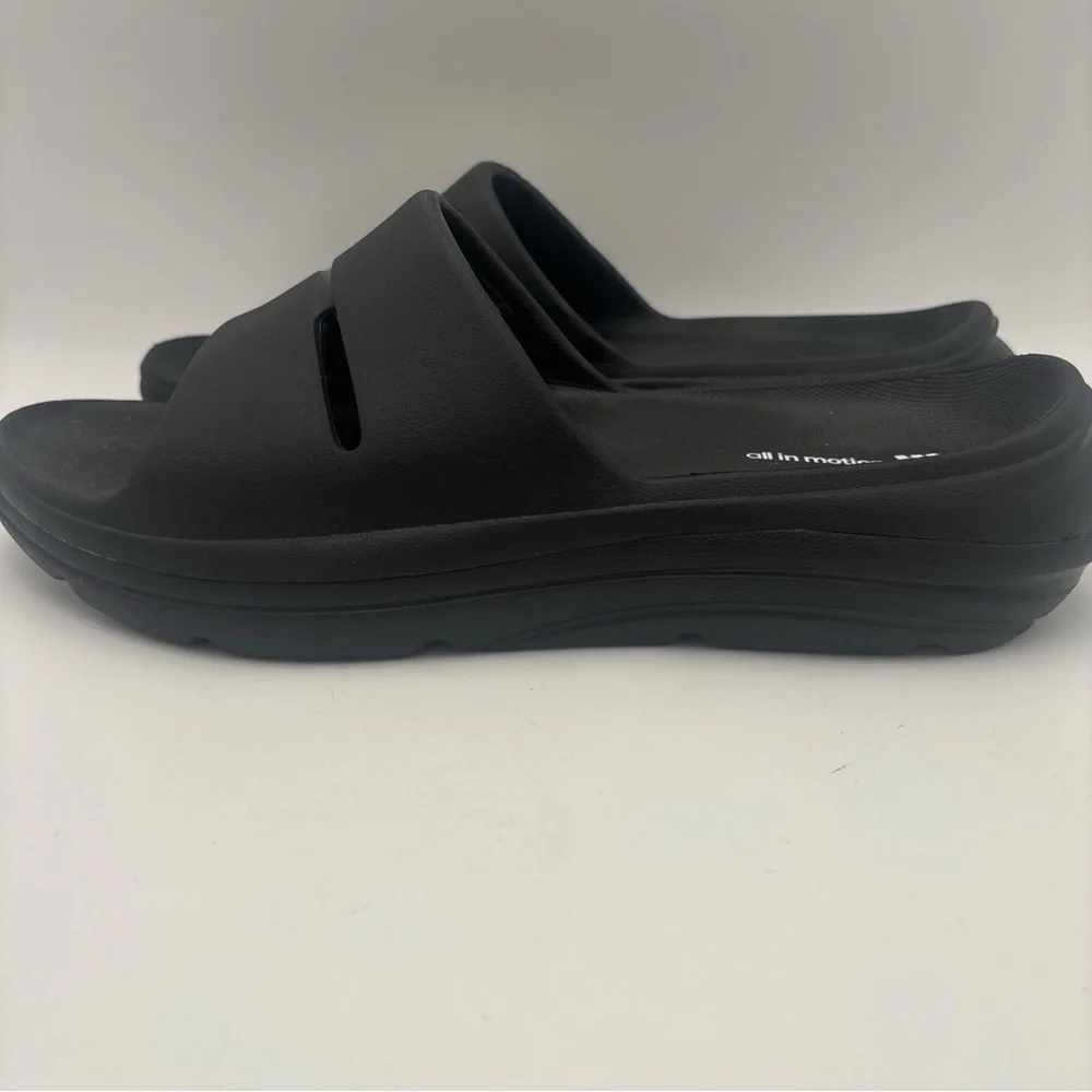 All in Motion‎ Black Slide Sandals